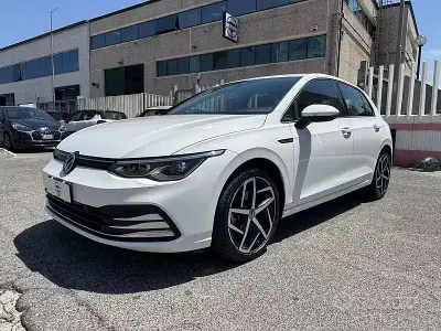 Usata VW Golf VIII Style 131 CV (96 kW) 2020 Bianco Berlina