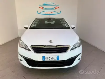 Usata Peugeot 308 GT-line 131 CV (96 kW) 2017 Bianco Berlina