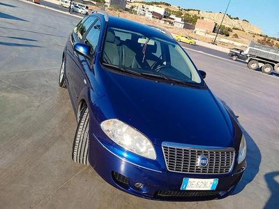 Usata Fiat Croma 150 CV (110 kW) 2006 Utilitaria