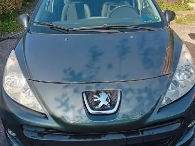 Usata Peugeot 207 54 CV (39 kW) 2010 Berlina