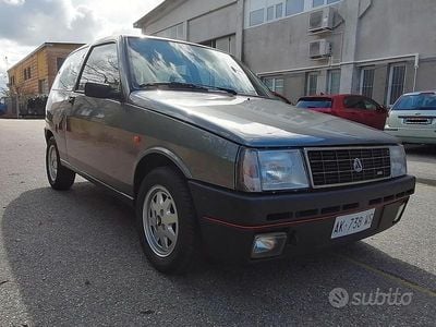 Usata Autobianchi Y10 84 CV (61 kW) 1986 Grigio Utilitaria