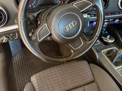 Usata Audi A3 105 CV (77 kW) 2013 Berlina