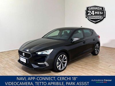 Usado Seat Leon FR 150 CV (110 kW) 2023 Negro Utilitario