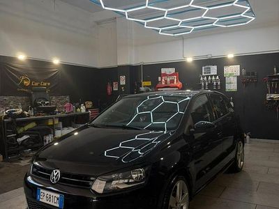 Usata VW Polo R-line 90 CV (66 kW) 2013 Nero Utilitaria