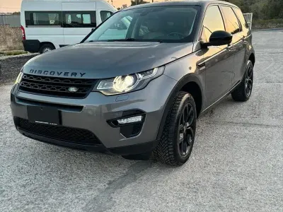 Usata Land Rover Discovery Sport HSE Luxury 180 CV (132 kW) 2015 Grigio SUV