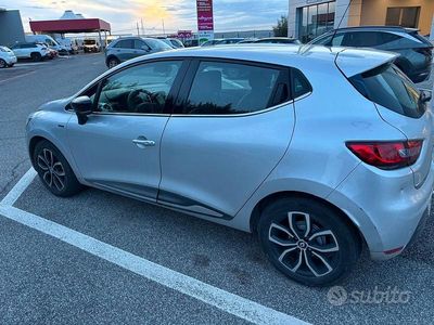 Usata Renault Clio IV 90 CV (66 kW) 2018 Grigio Berlina