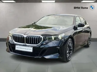 Usata BMW 520 M Sport 197 CV (144 kW) 2026 Carbon black metallic Berlina
