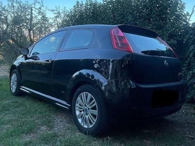 Usata Fiat Grande Punto Active 75 CV (55 kW) 2006 Nero Utilitaria
