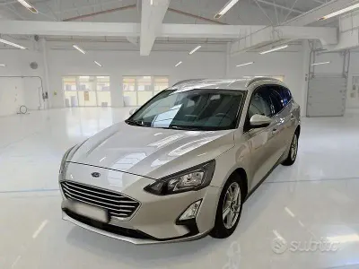 Usado Ford Focus 119 CV (87 kW) 2021 Gris Familiar