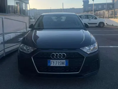 Usata Audi A1 Sportback Admired 95 CV (69 kW) 2019 Grigio Utilitaria