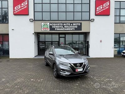 Usata Nissan Qashqai Tekna+ 131 CV (96 kW) 2018 Grigio SUV
