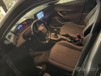Usata Peugeot 2008 110 CV (80 kW) 2021 SUV