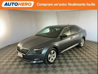 Usata Skoda Superb Executive 150 CV (110 kW) 2018 Grigio Berlina