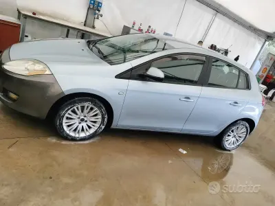 Usata Fiat Bravo 120 CV (88 kW) 2008 Blu Utilitaria