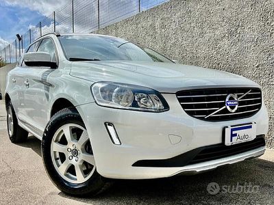 Usata Volvo XC60 Kinetic 150 CV (110 kW) 2015 Bianco SUV