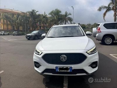 Usata MG ZS Luxury 111 CV (81 kW) 2022 Bianco SUV