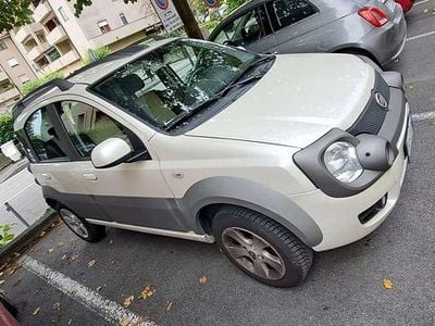 Usata Fiat Panda 4x4 Cross 75 CV (55 kW) 2011 Utilitaria