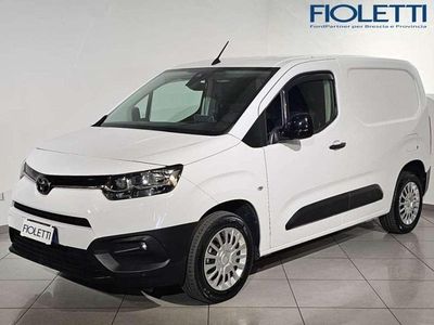 Gebraucht Toyota Proace City City 102 PS (75 kW) 2023 Weiß Van / Kleinbus