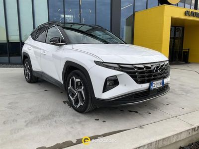 Usata Hyundai Tucson 230 CV (169 kW) 2021 Bianco pastello SUV
