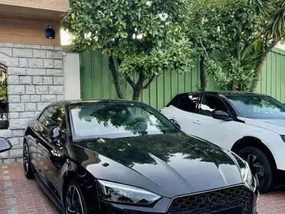 Begagnad Audi A5 Ambiente 218 HK (160 kW) 2017 Sportkupé