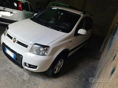 Usata Fiat Panda 4x4 75 CV (55 kW) 2011 Utilitaria