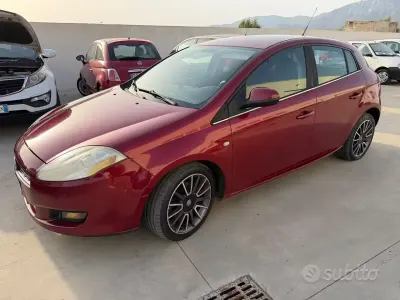 Usata Fiat Bravo Sport 120 CV (88 kW) 2008 Rosso Utilitaria