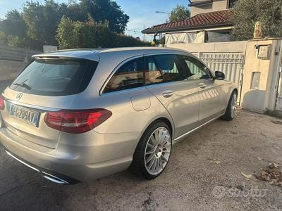 Usata Mercedes C220 247 CV (181 kW) 2016 Grigio Station wagon