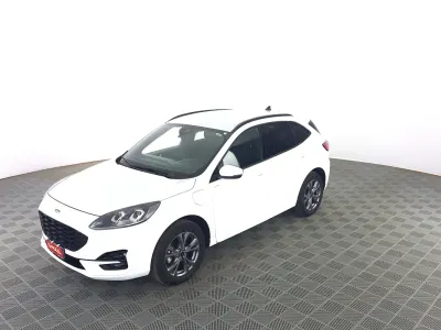 Usata Ford Kuga 152 CV (111 kW) 2023 Frozen white SUV