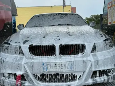 Usata BMW 318 143 CV (105 kW) 2011 Grigio Station wagon