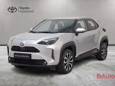Usata Toyota Yaris Cross Trend 115 CV (84 kW) 2022 Grigio SUV