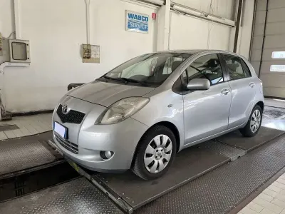 Usata Toyota Yaris Sol 87 CV (63 kW) 2007 Utilitaria