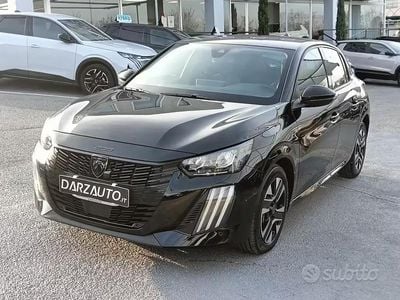 Usata Peugeot 208 Allure 101 CV (74 kW) 2025 Nero perla metallizzato Utilitaria