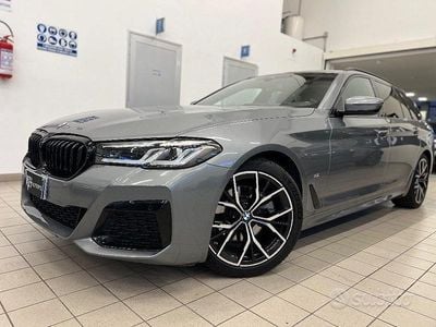 Grigio scuro Usata 2022 BMW 520 M Sport Station wagon | 29.900 € (Ottimo prezzo)
