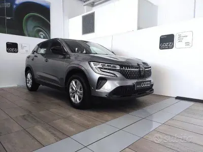 Usata Renault Austral Evolution 158 CV (116 kW) 2024 Grigio SUV