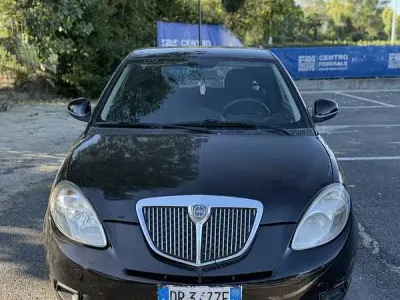 Usata Lancia Ypsilon 77 CV (56 kW) 2009 Utilitaria