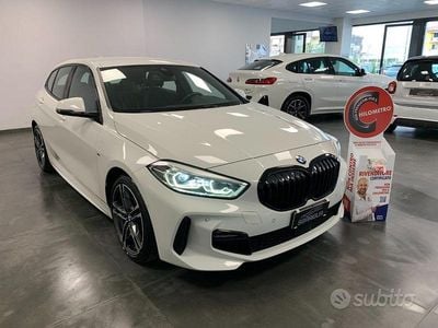 Usata BMW 116 M Sport 116 CV (85 kW) 2021 Bianco Utilitaria