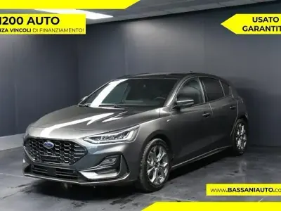 Usata Ford Focus ST-Line 154 CV (113 kW) 2025 Grigio Berlina