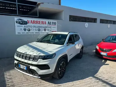 Begagnad Jeep Compass Limited 131 HK (96 kW) 2021 Vit SUV