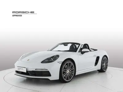 Usata Porsche Boxster 299 CV (219 kW) 2022 2y bianco carrara metallizzato