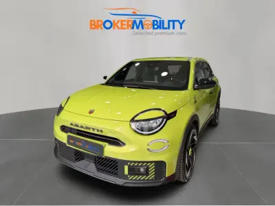 Nuova Abarth 600e Turismo 175 kW (239 CV) 2026 Giallo SUV