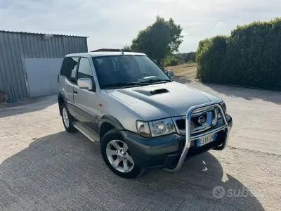 Gebraucht Nissan Terrano 154 PS (113 kW) 2004 Grau SUV