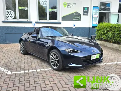 Usata Mazda MX5 Exclusive-Line 132 CV (97 kW) 2023 Blu Cabrio