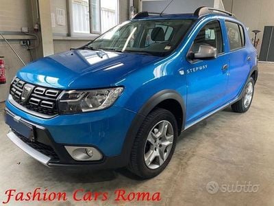 Usata Dacia Sandero Prestige 90 CV (66 kW) 2018 Blu Berlina