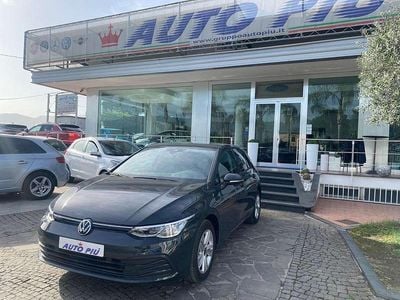 Usata VW Golf VIII Life 131 CV (96 kW) 2020 Grigio Berlina