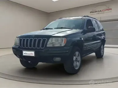 Usata Jeep Grand Cherokee Laredo 163 CV (119 kW) 2001 Grigio SUV