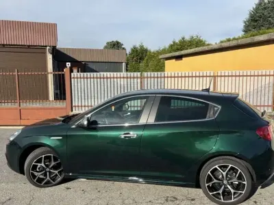 Usata Alfa Romeo Giulietta Super 120 CV (88 kW) 2019 Utilitaria
