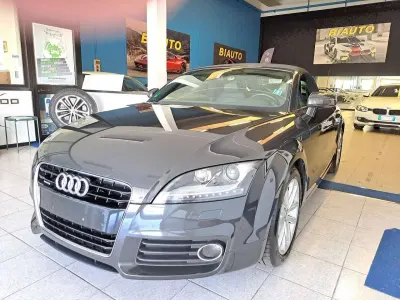 Usata Audi TT Roadster Advanced Plus 170 CV (125 kW) 2012 Nero Cabrio