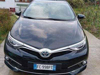 Toyota Auris Hybrid
