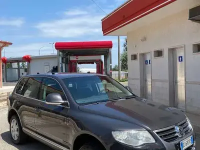 Usata VW Touareg Executive 240 CV (176 kW) 2009 Grigio SUV
