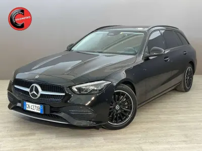 Usata Mercedes C200 Business 204 CV (150 kW) 2023 Nero Station wagon
